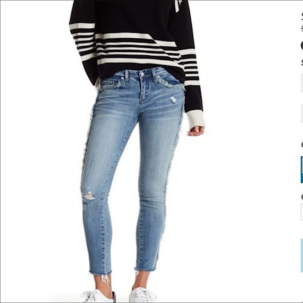 BLANKNYC sz 27 Jeans Crop Skinny  Frays for Days Medium Light Wash
